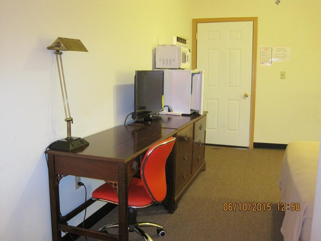 Stay Inn And Suites Niagara Falls Habitación foto